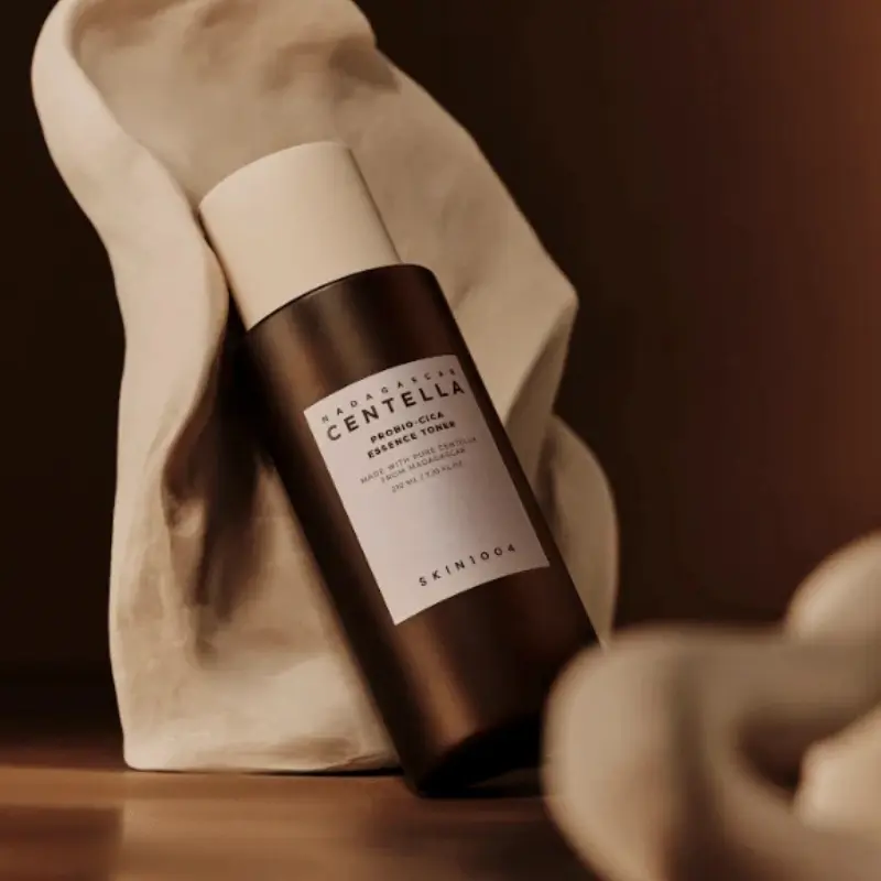 SKIN1004 Madagascar Centella Probio-Cica Essence Toner - drėkinantis tonikas 210ml SKIN1004 Madagascar Centella Probio-Cica Essence Toner - drėkinantis tonikas 210ml